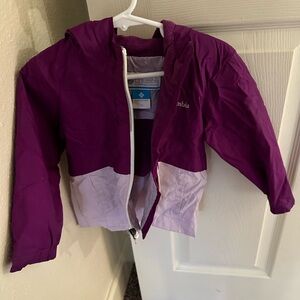 Toddler girls Columbia rain jacket in excellent condition.